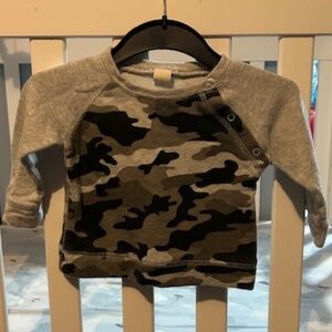 Tucker & Tate Long sleeve Camo shirt - 6 Months